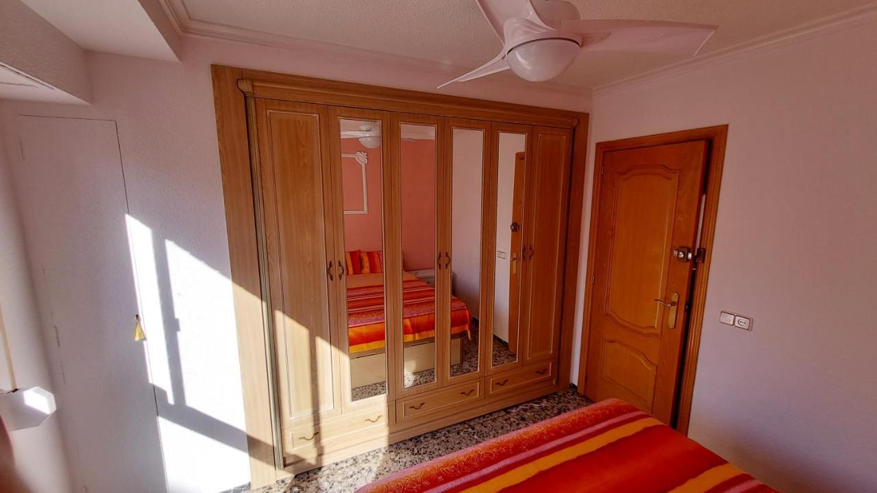 Central Accommodation Alicante Exteriör bild