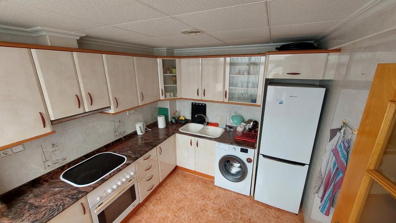 Central Accommodation Alicante Exteriör bild
