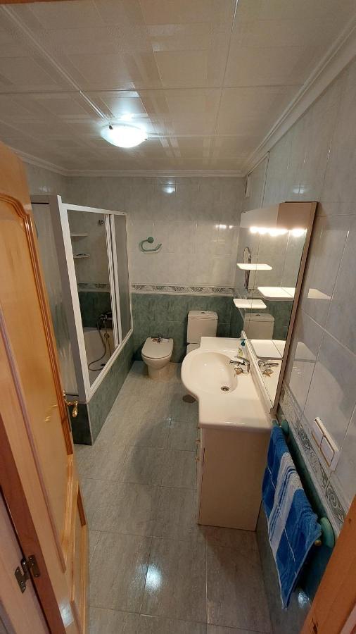 Central Accommodation Alicante Exteriör bild